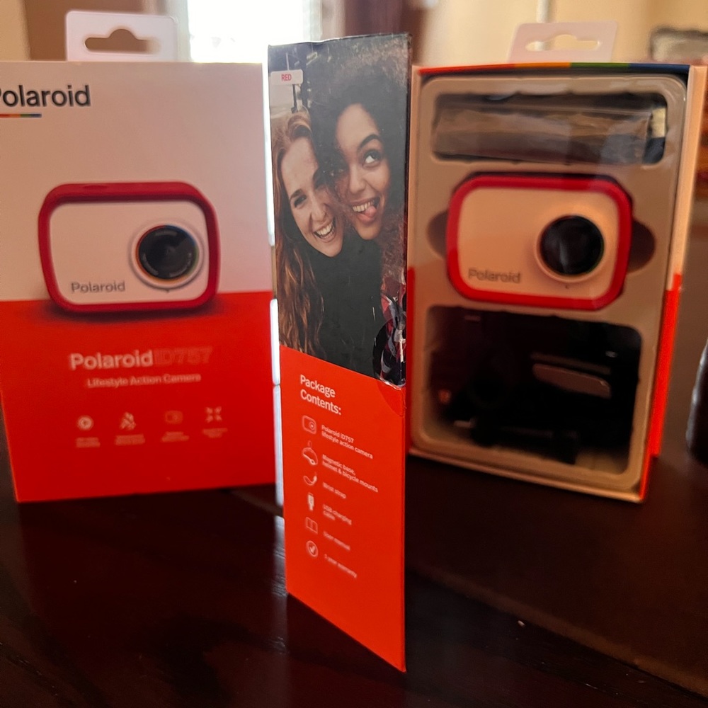 COPY - Polaroid iD757 Camera - Picture 4 of 6